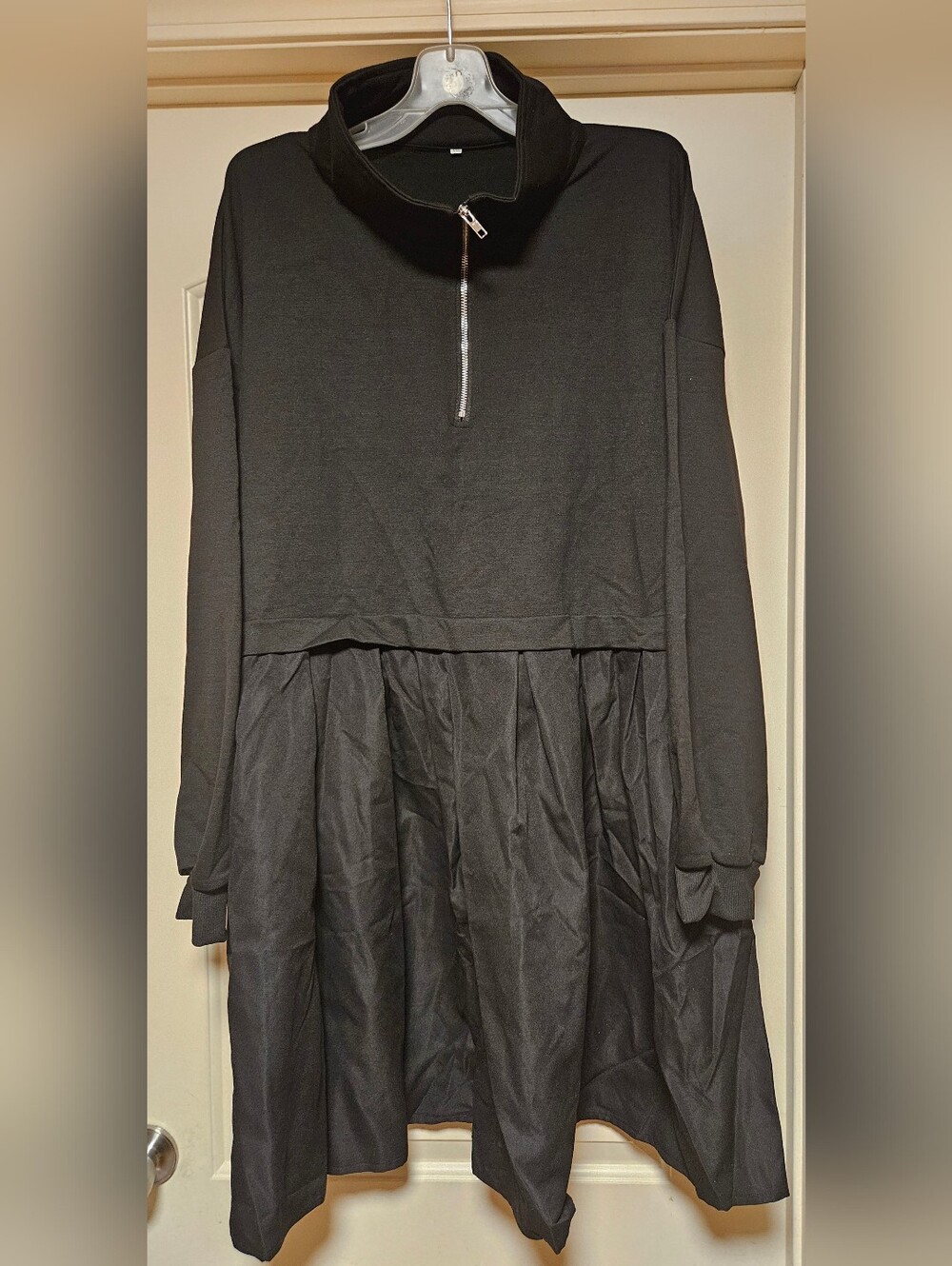 Plus Size Black Half-Zip Oversized Pleated Mini Dress